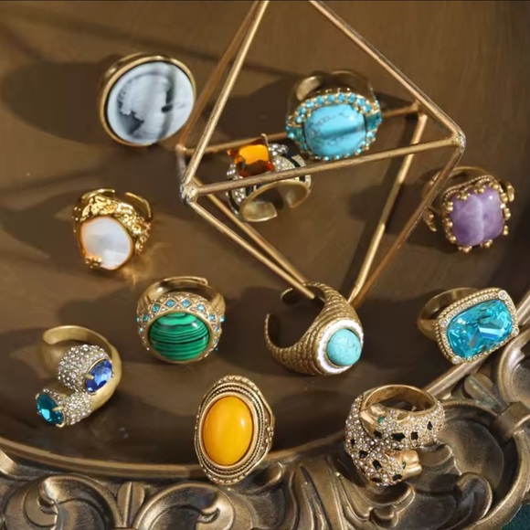 Vintage Turquoise & Enamel Gold Antique Brass Statement Ring Bold Retro Luxury - Picture 3 of 6